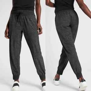 Athleta Camden Printed Jogger, Black Moire